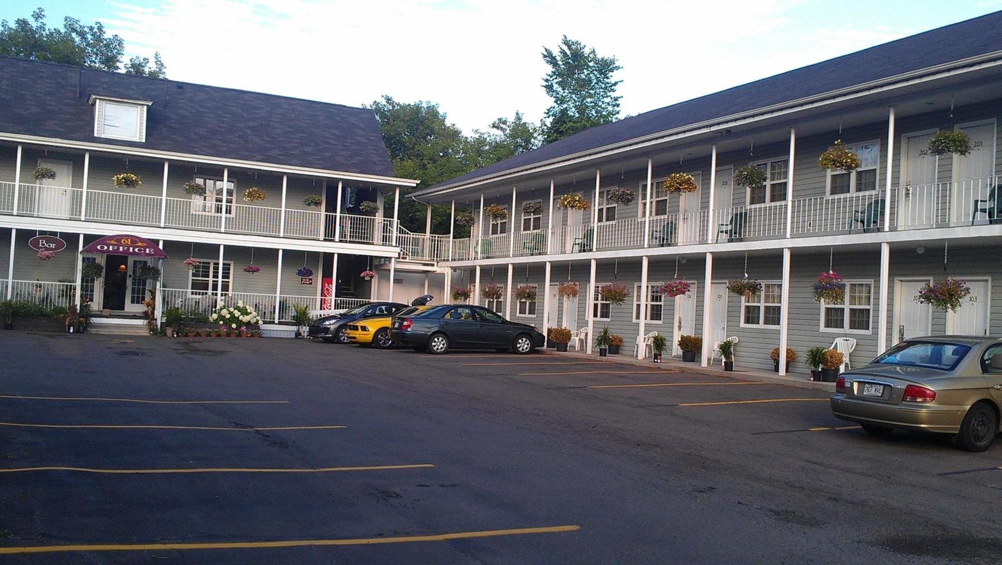 Midtown Motel & Suites Moncton Exterior foto