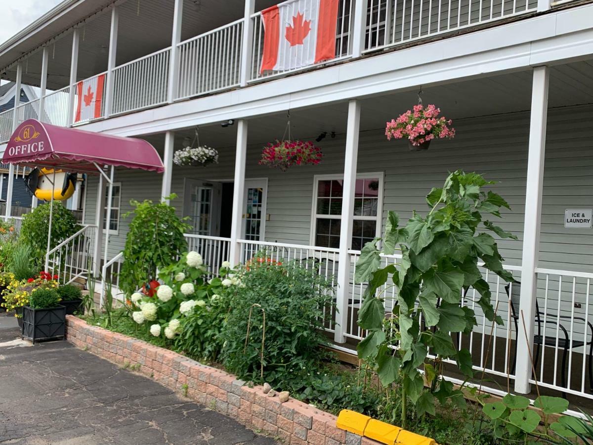 Midtown Motel & Suites Moncton Exterior foto